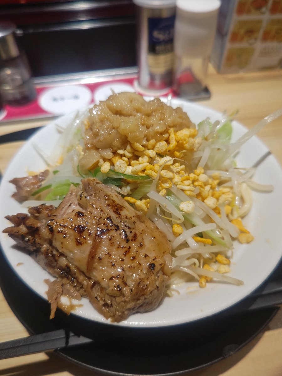 okunitan's tweet photo. 何とか生きてます。

ゲーセン行きたひ…( ´･ω･` ) https://t.co/b06omKU8PP