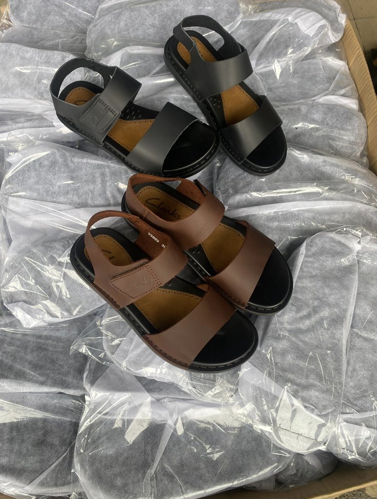 Naberzshoes's tweet photo. Soo durable and comfortable 
Available in size :39,40,41,42,43,44,45,and 46
Do u know anything about  Ecco opens?
#NaberzShoes https://t.co/exVAhubnwK