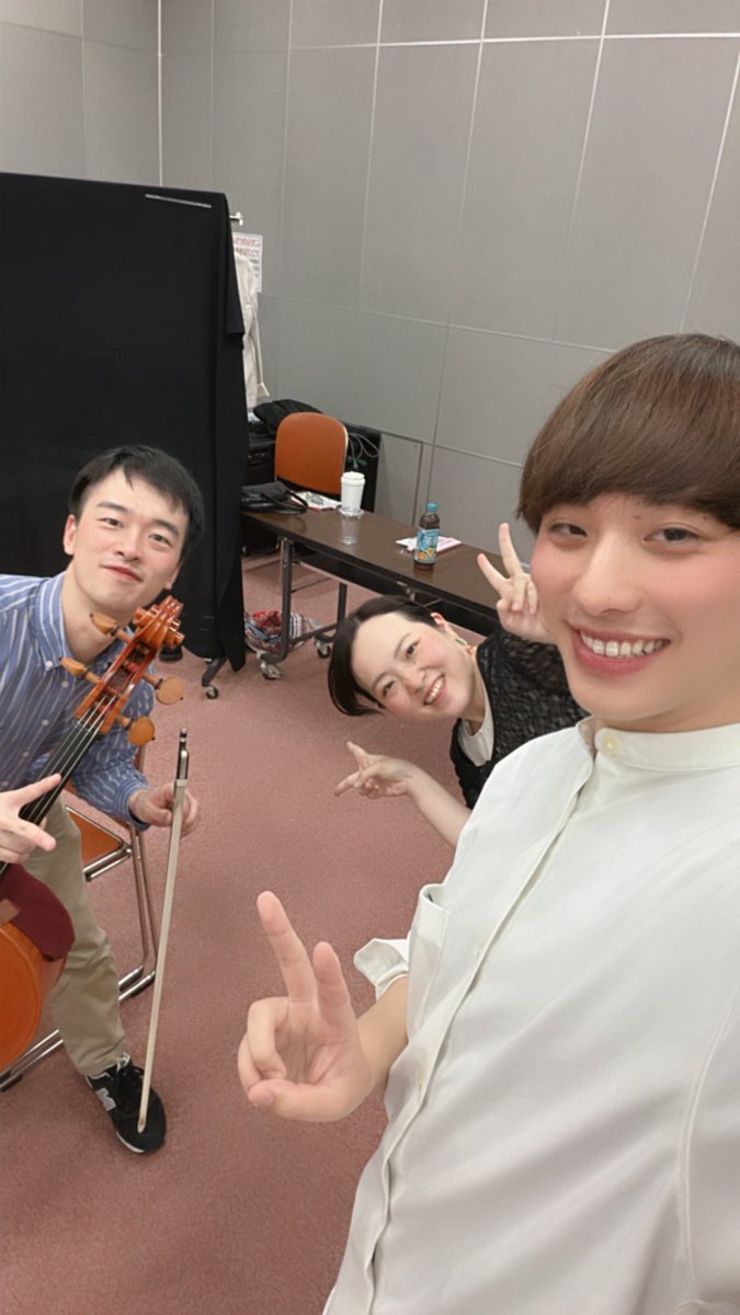 tyekedrum2979's tweet photo. 本日、最終稽古でした！！🥁

楽器隊のみんなと写真撮ったよ🤳

現地ではもちろん、配信もありますので是非ご覧ください！！ https://t.co/EuVr1rXCPi