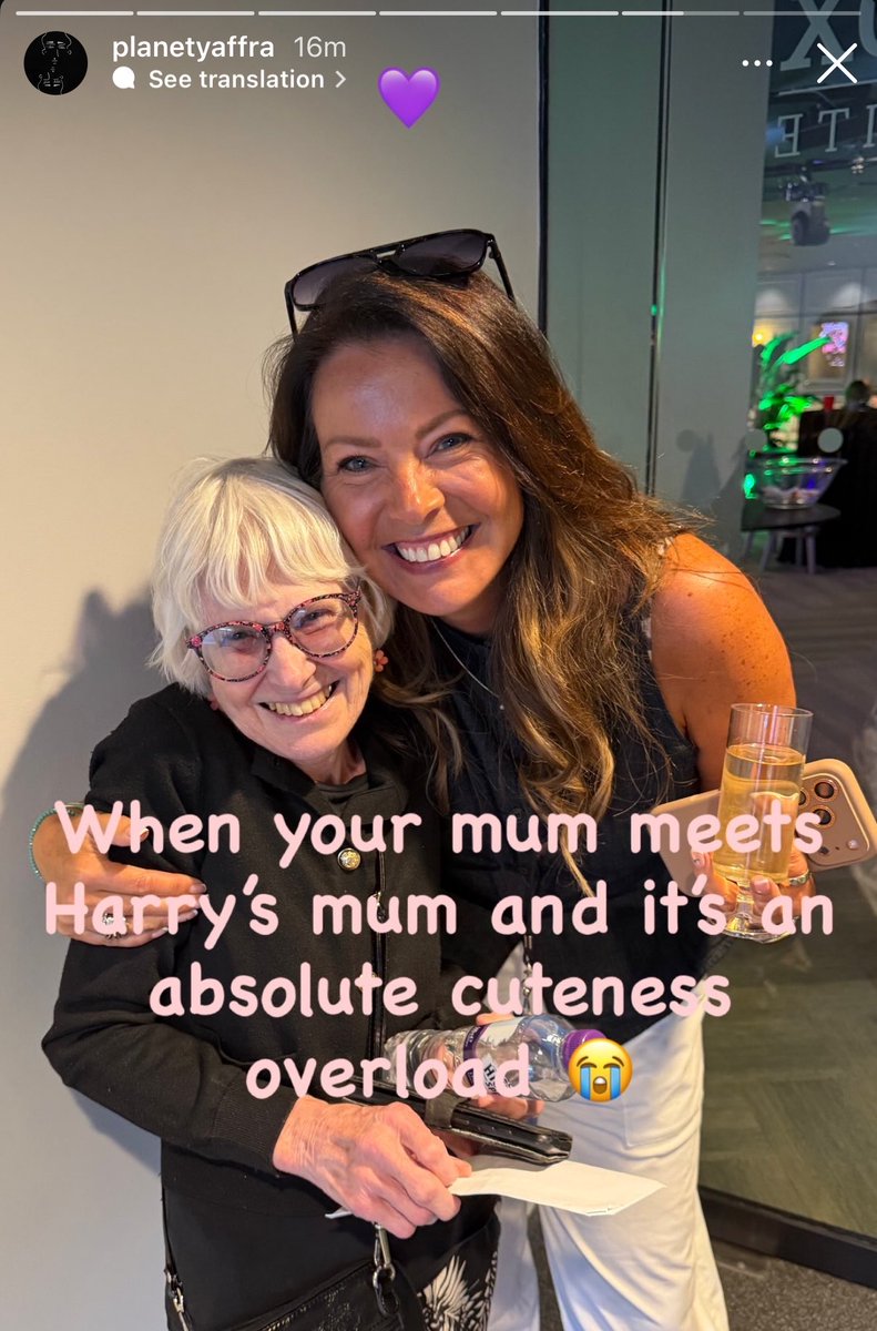 heskissco's tweet photo. a mãe do yaffra conhecendo a anne 😭🥹 morri de amores https://t.co/7omuMO5NaQ