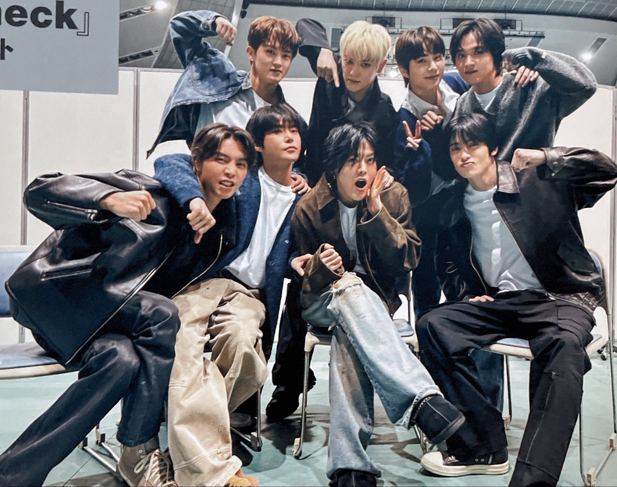mybelovesun's tweet photo. rt and reply for urichil ❤️‍🩹

#한계없는_우리7의_10주년
#10YearsWithNCT127
#NeXtDecadeWith127 https://t.co/pKkIgJx3YO