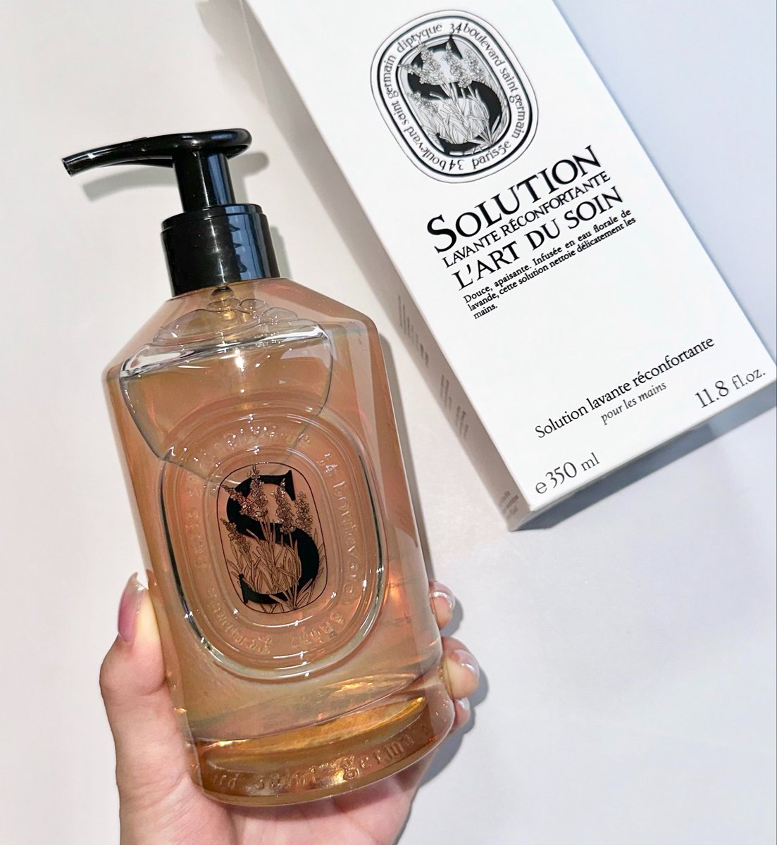 coco_home__'s tweet photo. リッツカールトンのトイレに置いてあると話題のDiptyqueのハンドソープ、マジでいい匂いすぎる…!手すべすべになるし上品ないい香りがふんわり手に残って最高すぎ…高いけど買ってよかった https://t.co/zk2rgXRyCI