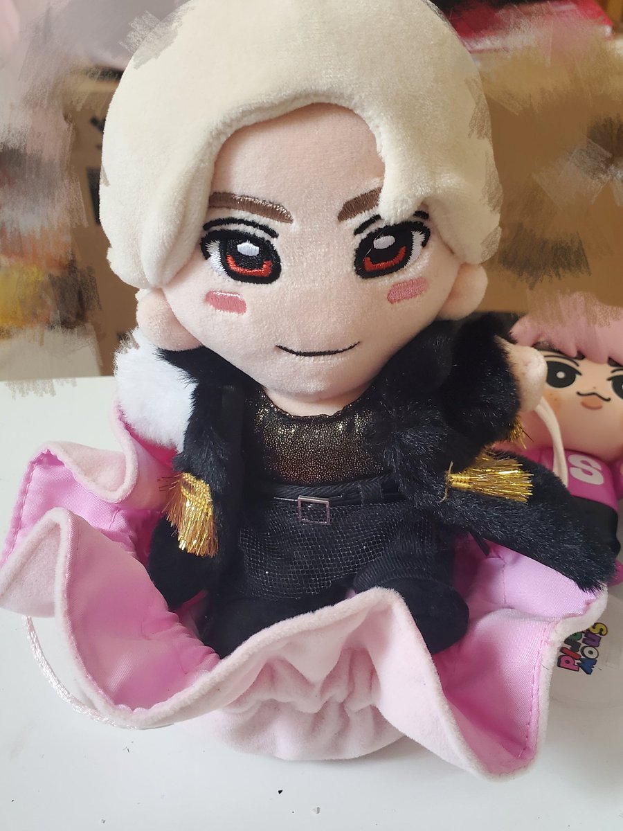柴咲 (@honeybee_42) / Posts / X