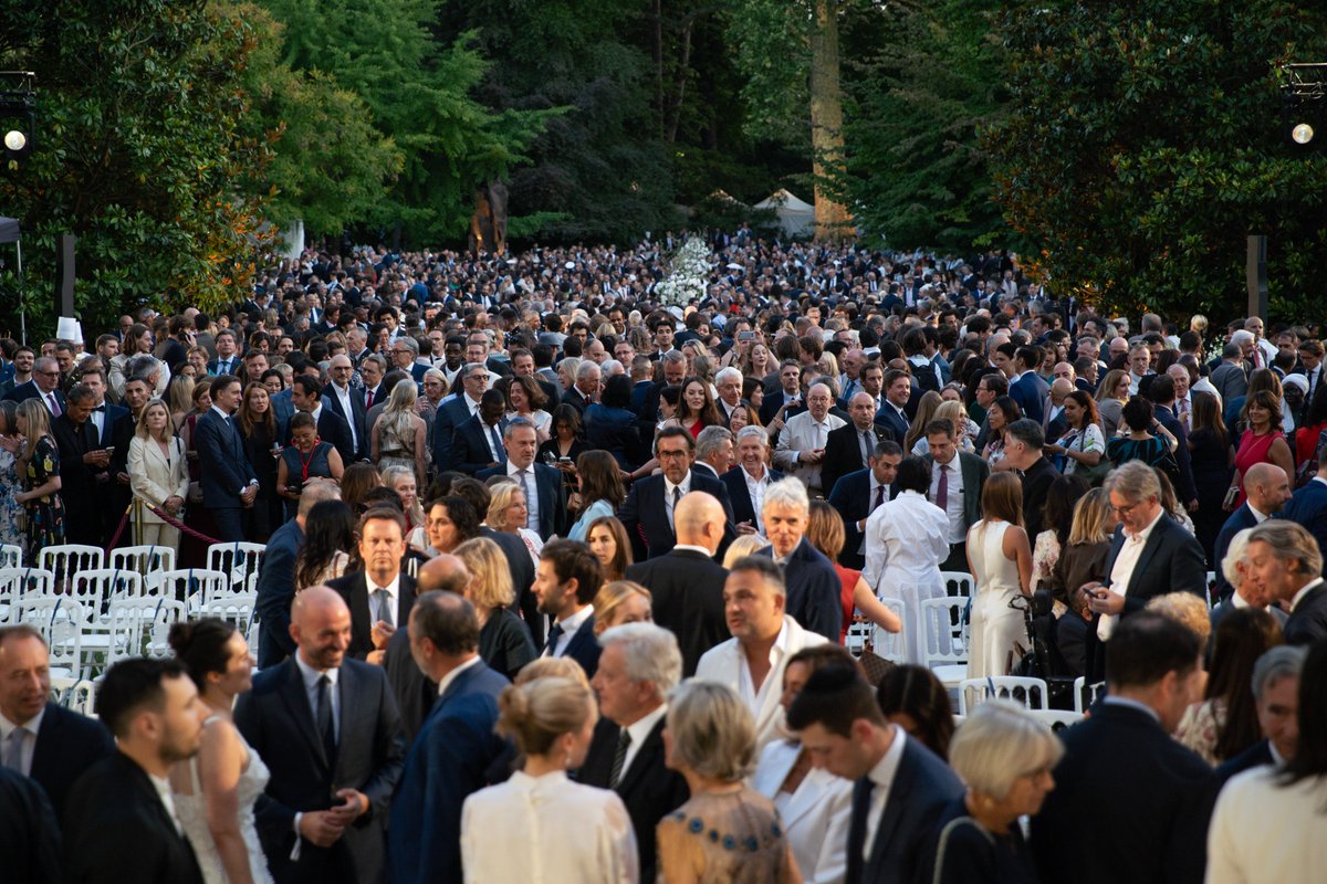 USAmbFrance's tweet photo. Oh, What a Night!

@Freedom250 https://t.co/6Wp3W6XqSn