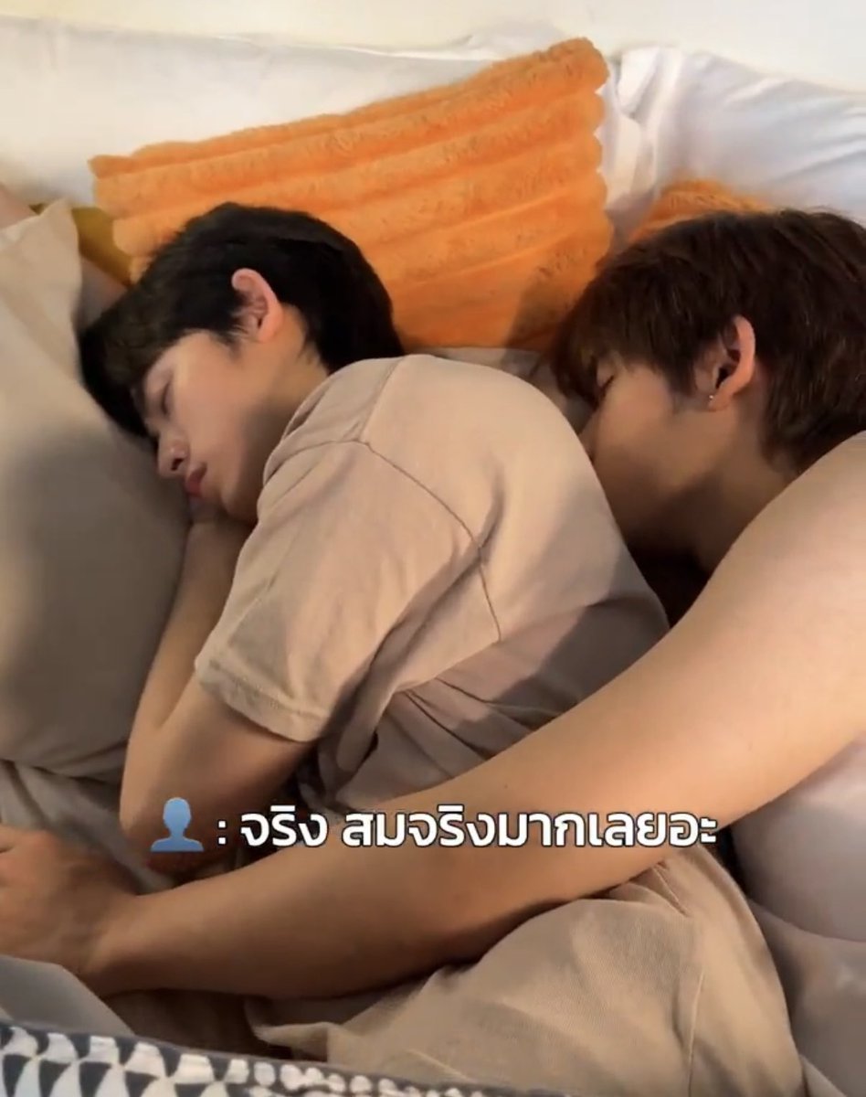 toeyniya's tweet photo. แขนตี๋เท่าหัวน้องป๋ออะ https://t.co/ZA0mfIw44W