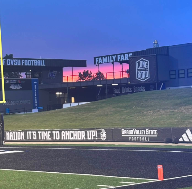 GVSUFB_ALUMNI's tweet photo. On Thursday, July 16 from 7:30pm-9:30pm, we will be hosting a West Side Social for GV Football alums on our beautiful Lubbers Stadium Deck. This get together is the night before the Alumni Golf Outing. A great chance to meet the staff and reconnect with your Laker brothers! ⚓️⬆️ https://t.co/biFoZ9hW9a