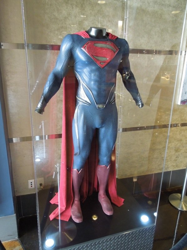 El_Krypto_Arg's tweet photo. Imagínate ser Zack Snyder y Michael Wilkinson y acabas de crear una obra de arte Kryptoniana para Superman para que después un gordo de Twitter te diga que no te importó porque no le diste unos míseros calzoncillos y el pelito en forma de S. https://t.co/4TSLmNA63Z