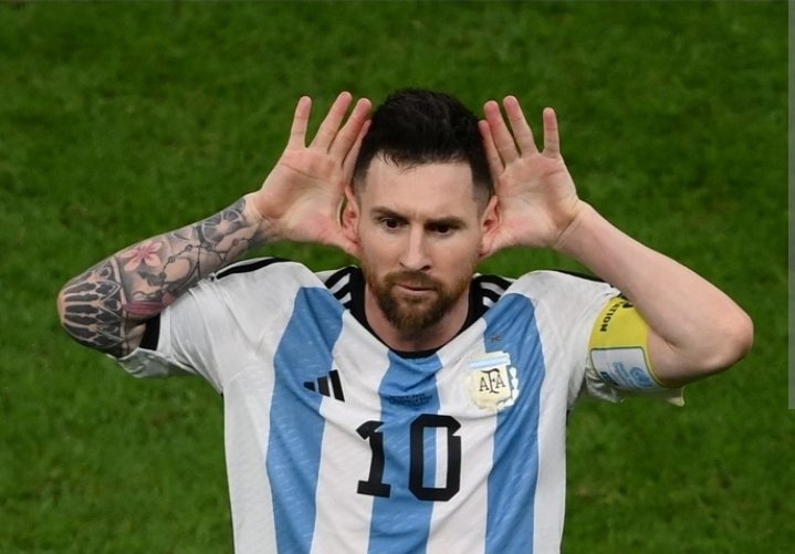 juan01992's tweet photo. @paseclave__ Eso es lo que en teoría funcionaba durante el mundial de qatar y terminó destapando a este desquiciado https://t.co/0kHGzurRzR