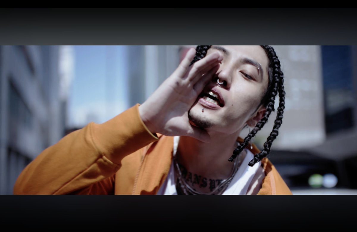 SlumHoodStar8's tweet photo. ▌REVIEW  ▌
人生の主人公として生きるためのアンセム｜ラッパーSSPが新曲「メインキャ」をリリース

ARTIST
@whoisssp

https://t.co/pgpVCuy8Em https://t.co/2GL0oIr55q
