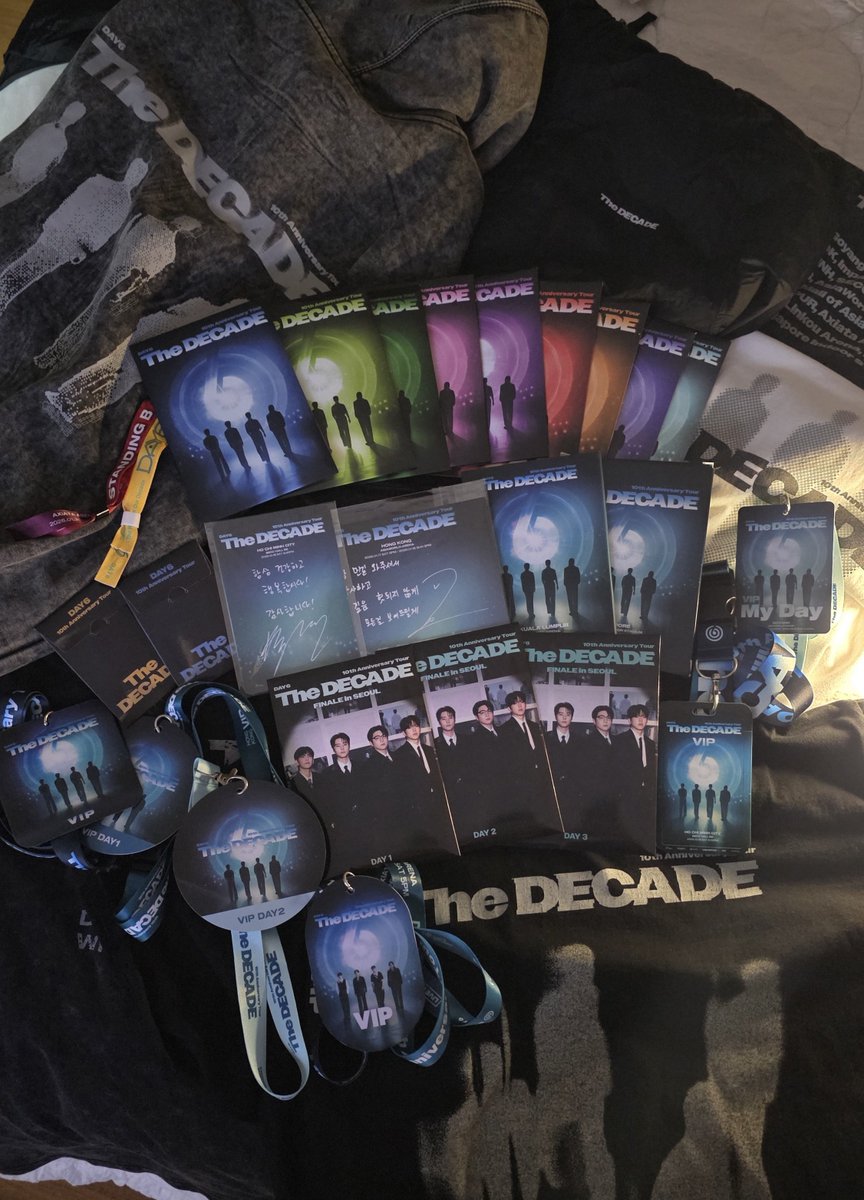 HaeriJ41589's tweet photo. ๋ด ์ผ์์ ์๋ก๋ฌ๋กํ๊ฒ ์ฑ์์ค #day6 #TheDECADE ํ๋ณตํ๋ค๐๐ซถ๐ฉท https://t.co/HO2Ag37JTQ