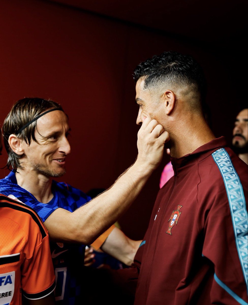 ppli89's tweet photo. Cristiano &amp; Modrić 🤍

#FIFAWORLDCUP | #PORCRO https://t.co/Z4EyjYYvjz