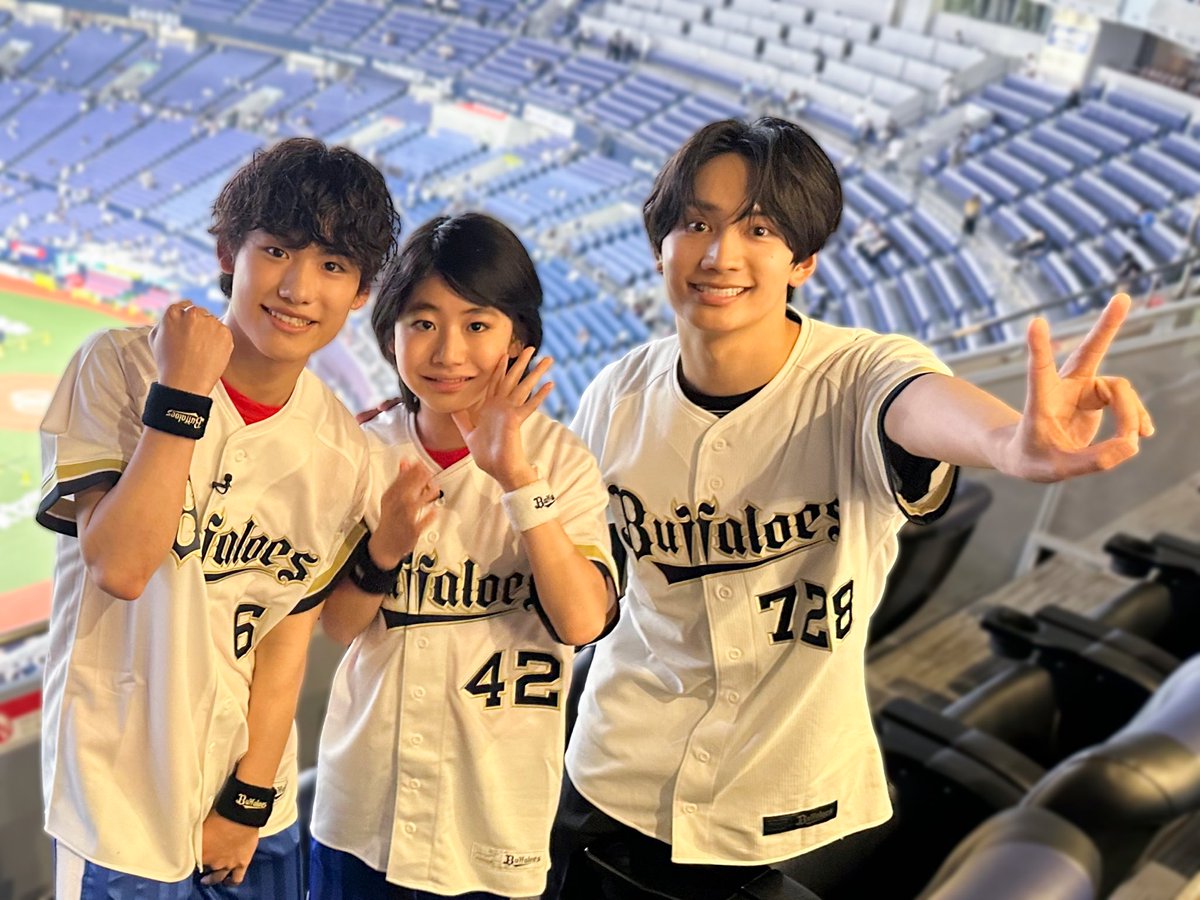 jr_official_X's tweet photo. 今日深夜00:20から放送の
『 #藤原丈一郎 の月刊！オリックスLOVER 』に
#北村仁太郎 #岡野すこやか が出演します👦🏻⚾️👦🏻🌟

初心者でも楽しめる💭
オリックス戦の楽しみ方をお届け‼︎

今夜も #オリラバ をお楽しみに➰❣️

#なにわ男子
#Boysbe #関西ジュニア https://t.co/ny20uY0WWk