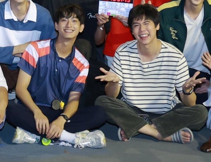 MBooksloverss's tweet photo. Omgg i'm so excited already 🤧😍🎀 look at chimon, he looks so cute and tiny 🤧🤏 i just cant wait now huaaaaa 😭👍
#ChimonWachirawit #SingChimon #SingHarit #MatchPointSeries https://t.co/ltpiC4KJ13