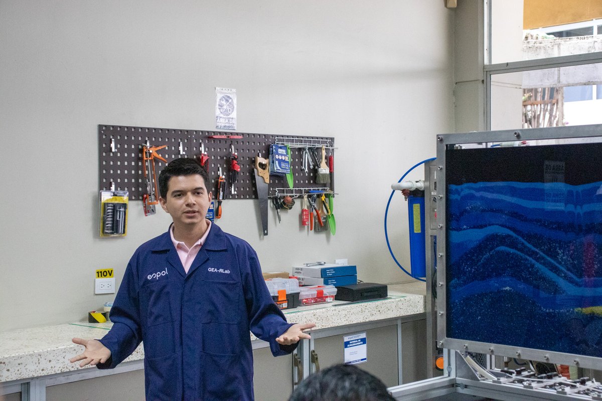 OtriESPOL's tweet photo. 🚀 #LabConnect sigue conectando capacidades en la @espol.
En esta jornada se realizó un recorrido por la @FictESPOL ⛏️ para conocer los laboratorios de GEA-RLab, Sanitarias, Geotecnia, Construcción y Topografía, así como Petróleos y Fluidos de Perforación.
#SILAB https://t.co/97kODbpLPy