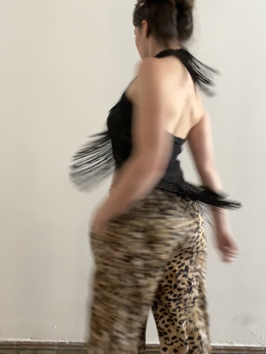 Ona_Karat's tweet photo. You don't need another motivational speech
You need a bratty findomme reminding you that your tribute button still works https://t.co/SzHtsvJeUs
