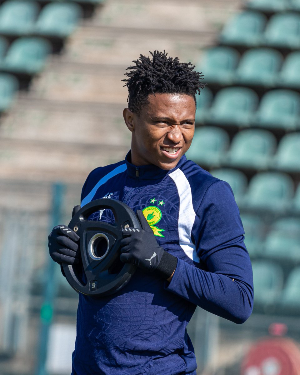 Masandawana's tweet photo. Ready for the week ahead ✅

#Sundowns https://t.co/8CCx1mQ81X