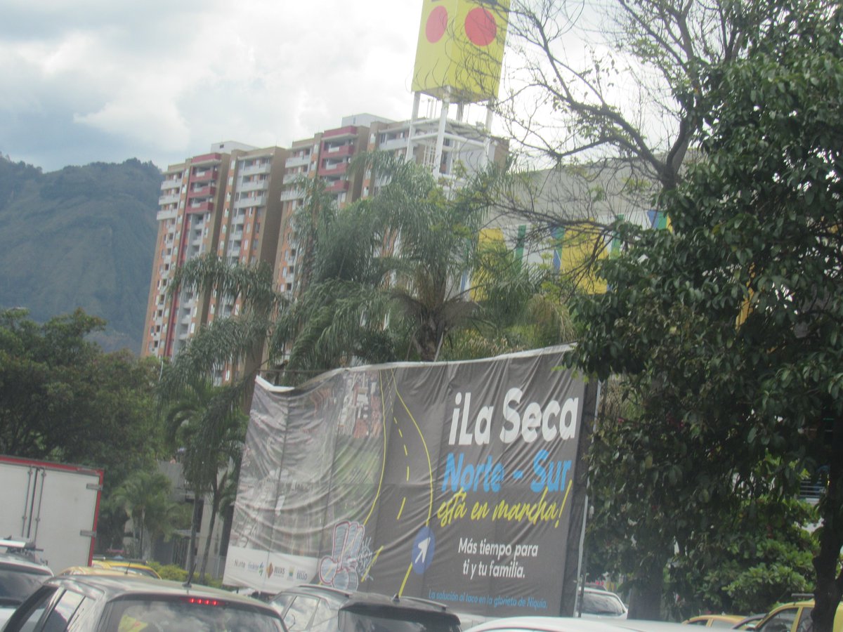 soydeituango's tweet photo. #Escriben Buenas noticias, para el norte de Antioquia, ya esta en construccion,  La Seca
Norte - Sur,  En Bello Antioquia #Niquia @AlcaldiadeBello @muevetebello @Lore_GonzalezOs https://t.co/eqnNxcmAZI
