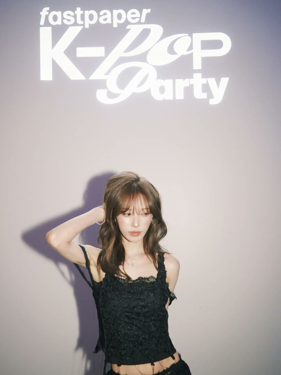 SWani0221's tweet photo. evergemiensis님 인스타에 승완이 #웬디 https://t.co/ZifRFrMtaI