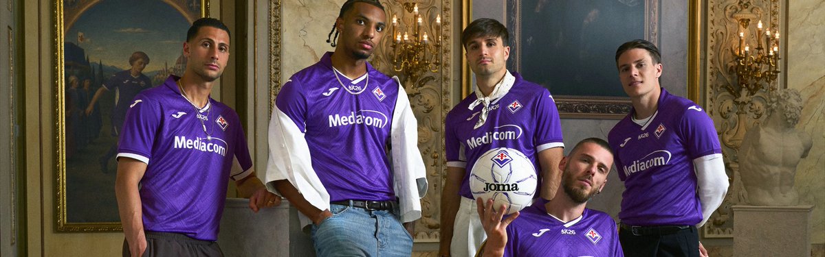 TheShirtUnion's tweet photo. 🟪| @acffiorentina Home 26/27

Inspired by the ornate frames of Renaissance masterpieces, Fiorentina’s 2026/27 kit turns the shirt itself into the artwork.

Embossed detailing, century celebrations and subtle nods to 100 years of Viola history make this one worthy of a gallery. https://t.co/4GqwvKbpwi