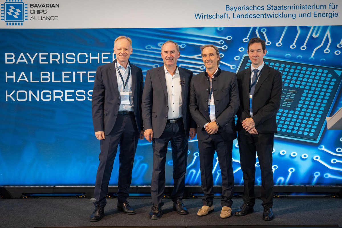 HubertAiwanger's tweet photo. Mikroelektronik - Nervensystem der Wirtschaft und Gesellschaft! Nichts läuft mehr ohne Mikrochips, vom IPhone über Auto bis zur modernen Küche, Klimaanlage etc. Forschung, Produktion und Einsatz gezielt voranbringen! Bereits vor 5 Jahren haben wir uns in Bayern auf Chipdesign spezialisiert und haben dadurch viel Kompetenz aufgebaut um Abhängigkeit von Asien zu reduzieren. Deutschland und EU müssen am Ball bleiben! (5. Halbleiterkongress in Bayern).
