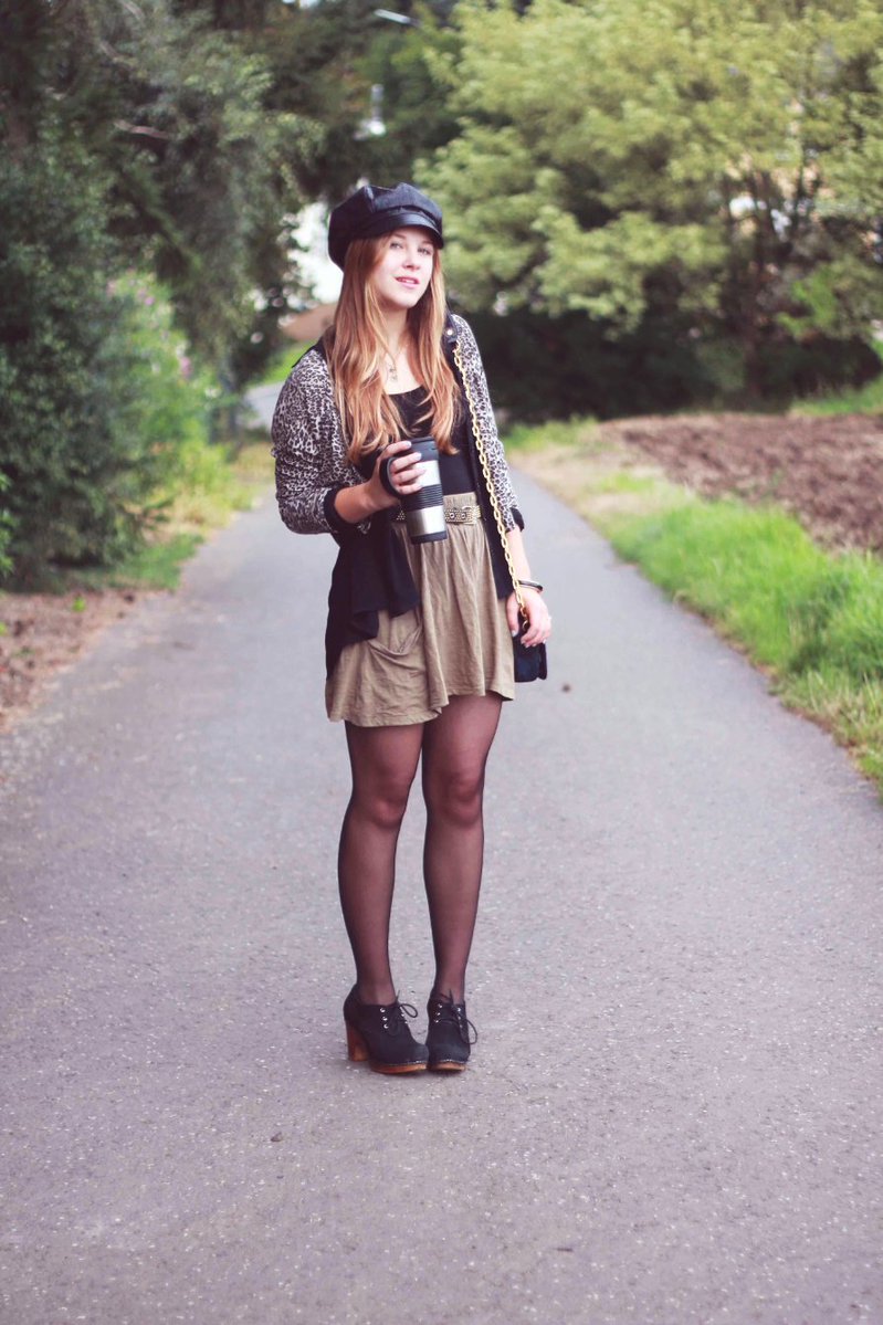 SeenotrettungE's tweet photo. #DianaZurLöwen #FashionBlog #Throwback #InfluencerFrüher https://t.co/hblBNTtfrj