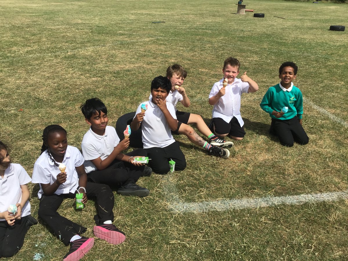 WoodstockAcad's tweet photo. After winning 🥇 Sports Day and becoming our overall 🏅 House Point winners for the term, they enjoyed a well-deserved visit from the local ice cream man! 🍨😋 Congratulations, Victoria House! 👏🌟 #HousePride #SportsDay #WellDone https://t.co/dM2cvC2yYY