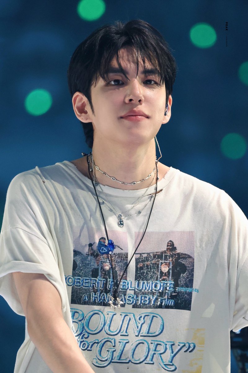 peak_pil's tweet photo. 260704 the decade finale
#데이식스 #원필 #DAY6 #WONPIL https://t.co/ge1g6jkpSn
