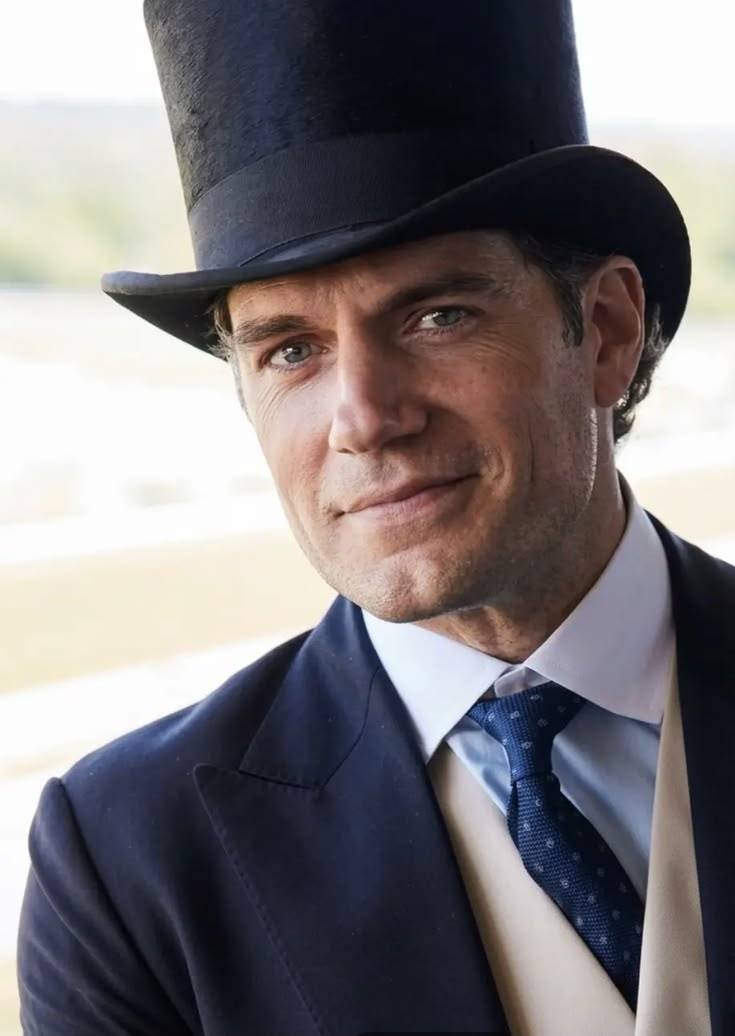 cavill_henryfan's tweet photo. 😍😍😍😍😍😍 #henrycavill https://t.co/Sa236fNvpl