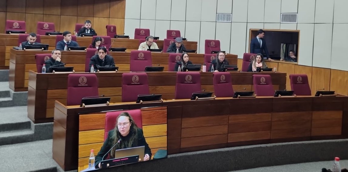 Legisla_senado's tweet photo. 📌Mesa de trabajo sobre el proyecto de Ley “QUE MODIFICA VARIOS ARTÍCULOS DE LA LEY 213/93 ‘CÓDIGO DEL TRABAJO SOBRE SALARIO  MINIMO Y REESTRUCTURA LA COMISIÓN NACIONAL DE SALARIO MINIMO” https://t.co/vOg0z6cwo1