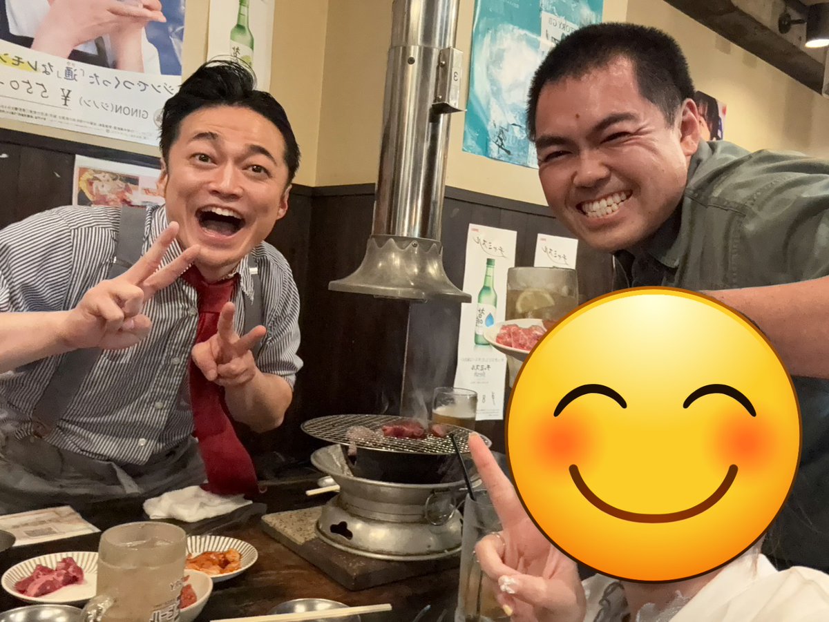 bmws88's tweet photo. コンボイと池袋のライブ終わりでラーメン食べて外で飲みながら歩いて、巣鴨まで到着して妻合流して焼肉でした🍖食べた！！！！ https://t.co/BuQC7udT2Z