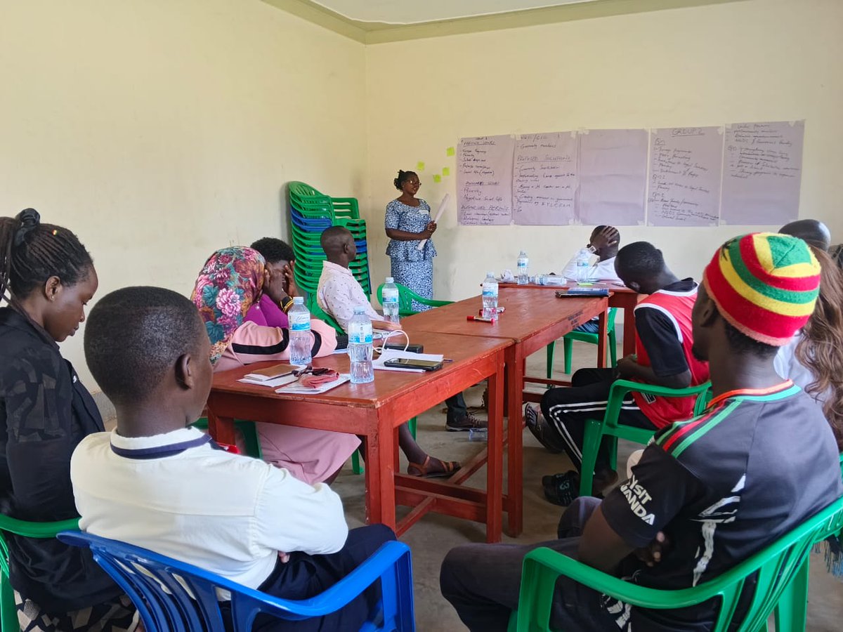 amos_tp's tweet photo. Day One: @ndyan24  commenced orientation of SRHR Sub-county Advocacy Committees in Parombo Town Council, Parombo Sub-county, and Akworo Sub-county under the Breaking Barriers Project, supported by @PlanUganda. Over the next two weeks, we'll cover all 13 sub-counties and Nebbi Mun https://t.co/uiLBehtK06