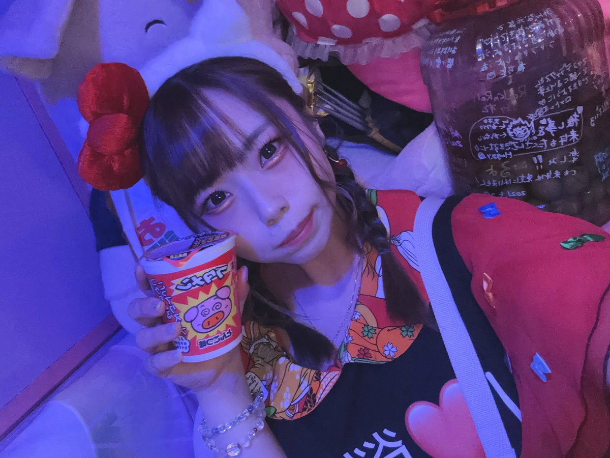 プレゼントたくさんありがとう🙏その② 🌟ブタメン🐷 🌟ボールペン🖊️
