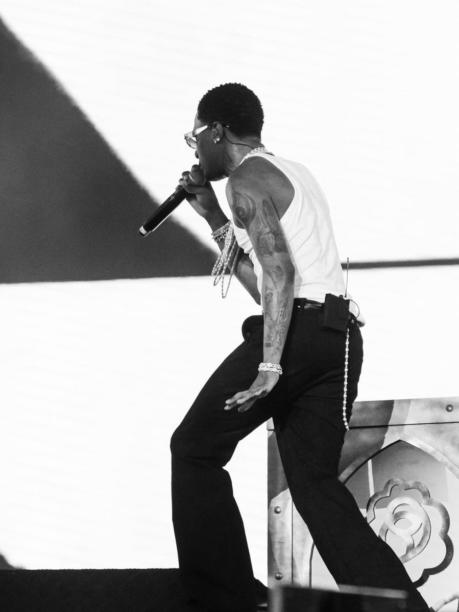 itzbasito's tweet photo. Wizkid - AFRONATION 🇵🇹 🦅 https://t.co/XovDH1UokG