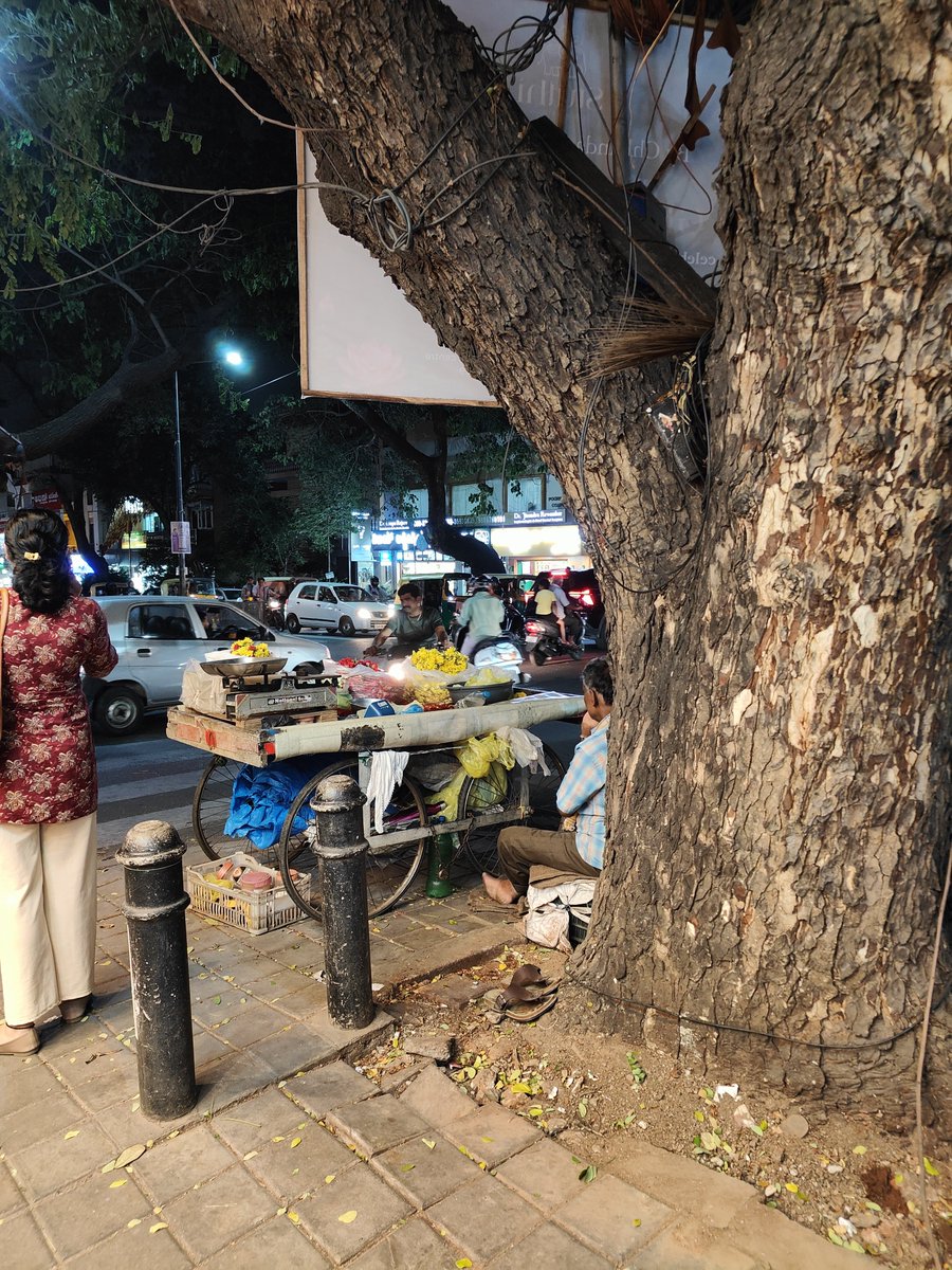 rahulkolle's tweet photo. Very safe, very footpath.

The reclaimed footpath on Basveshwarnagar main road has been re-reclaimed. https://t.co/Z94EWe98yz