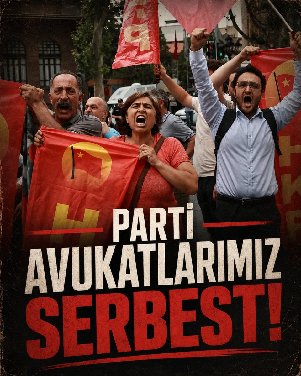 hkpgenelmerkez2's tweet photo. Basına ve Kamuoyuna

Dün Ankara'daki NATO karşıtı eylemimizde gözaltına alınan Parti Avukatlarımız serbest!

Daha önce de bilgilendirdiğimiz üzere, dün AKP'giller'in Ankara ablukasını parçalayarak Halkımızın emperyalist işgale karşı verdiği Bağımsızlık Savaşı’nın komuta merkezi olan Birinci Meclis önünde ABD-AB Emperyalist Haydut Devletlerinin halk düşmanı temsilcilerinin ülkemize gelişini ve katil NATO'yu protesto eden Yoldaşlarımızdan 19'u, etraflarını saran yüzlerce çevik kuvvet polisine karşı uzun süre direnmiş ve hukuksuz bir şekilde gözaltına alınmıştı. 

Gözaltına alınan Yoldaşlarımız arasında bulunan  Genel Başkan Yardımcımız Av. Ayhan Erkan, Genel Başkan Yardımcımız Av. Sait Kıran, Genel Sekreter Yardımcımız Av. Tacettin Çolak, MYK Üyemiz Av. Pınar Akbina Karaman, MYK Üyemiz Av. Doğan Zafer Çıngı ve Av. Kıvılcım Çolak an itibarıyla serbest bırakılmıştır. 13 Yoldaşımızın gözaltı süresi ise 1 gün daha uzatılmıştır. 

ABD-AB Emperyalist Haydutlarına ve onların kanlı katliam örgütü olan NATO'ya karşı ses yükselten Yoldaşlarımız ve son süreçte türlü bahanelerle hukuksuz bir şekilde gözaltına alınan tüm vatanseverler derhal serbest bırakılmalıdır! 

Partimiz, ABD-AB Emperyalistlerine ve onların kuklası olan AKP'giller iktidarına karşı Antiemperyalist Birinci Ulusal Kurtuluş Savaşı'mızın Ölümsüz Önderi Mustafa Kemal'in "Bağımsızlık Benim Karakterimdir!" şiarıyla savaşmaya devam edecektir.

Katil NATO, ülkemizden defol!
Kahrolsun ABD-AB Emperyalizmi!
Bağımsızlık Bizim Karakterimizdir!
Gün gelecek, devran dönecek, AKP halka hesap verecek!

6 Temmuz 2026
HKP Merkez Komitesi