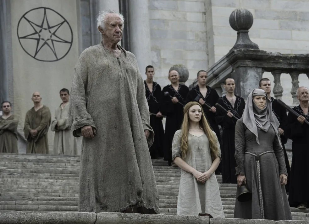 PortalASOIAF's tweet photo. Se vocês odiaram o Alto Pardal em Game of Thrones simplesmente vão entrar em colapso com o “Pastor”, um fanático religioso que vai fazer um estrago ENORME em #HouseoftheDragon, talvez vão dar o plot do Pastor para o Alto Septão da Fé do Sete. 

"Não transforme a Fé em sua inimiga  Subestimá-la é por sua conta e risco." Recado dado. 👀