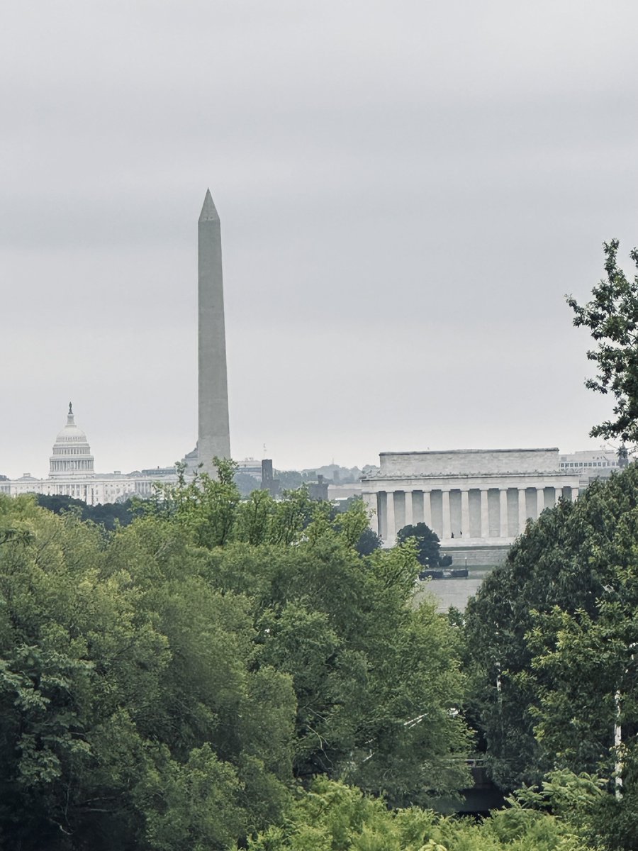 SoloMalc's tweet photo. The Capitol, the Washington Monument, and the Lincoln Memorial from the Virginia side of the Potomac River https://t.co/VGmG2Cvs2O