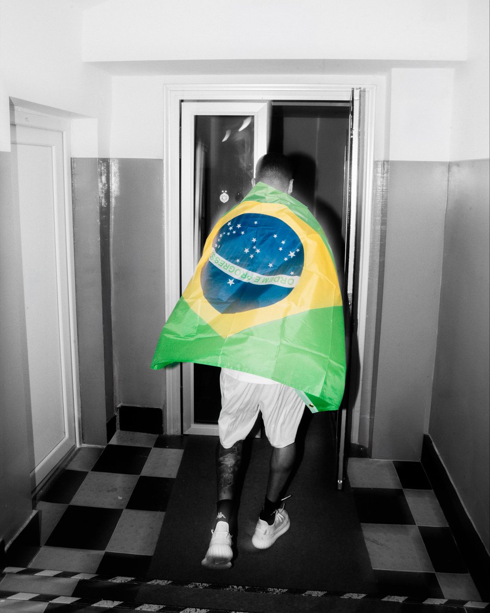 FKPartizanBG's tweet photo. Bem-vindo, Jeh! ⚫️⚪️🇧🇷

Jeferson Marinho dos Santos, brazilski centarfor rođen u Sao Paulu, stiže u Humsku na jednogodišnju pozajmicu iz Göztepea, uz pravo otkupa. https://t.co/jeLhqB58N8