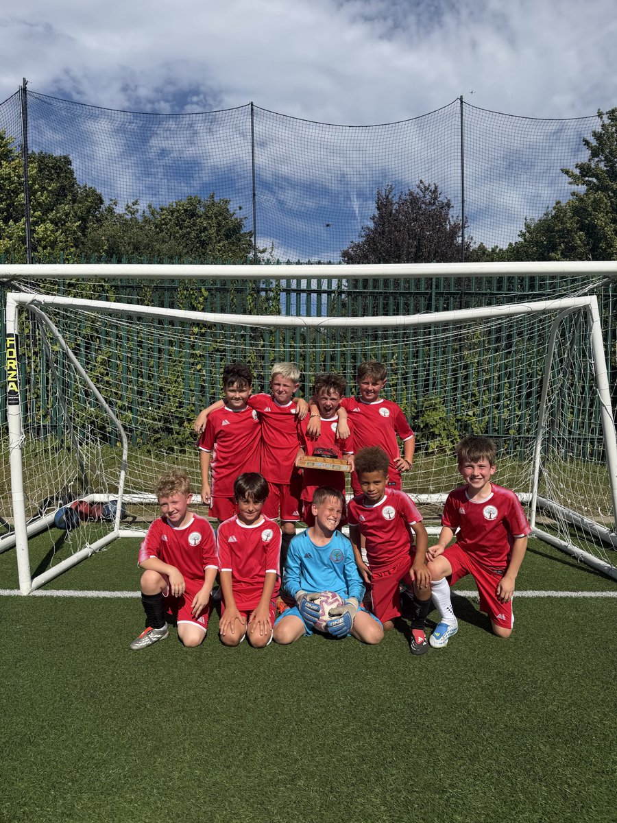 CCJacademy's tweet photo. U10 Sutton and Cheam Cup Champions!! 

A huge well done to our U10 football team who won the Sutton and Cheam Cup this afternoon! 

A fantastic performance, well done all👏🏻🏅 

@LEOsports7 https://t.co/kZLNNjzFM9