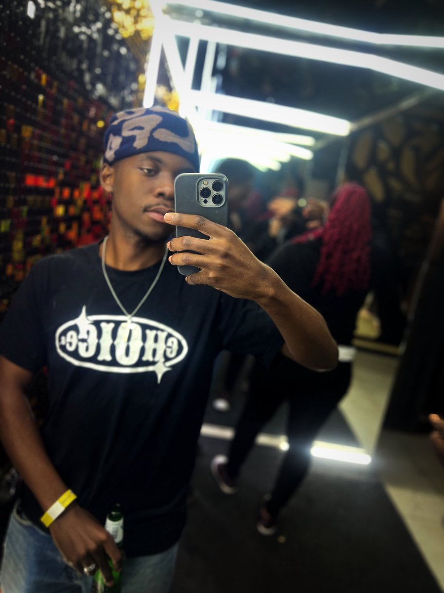 Titusraps's tweet photo. ✨
Choices Merch Tshirts
Get yours at only K20,000. https://t.co/UK7C95JBky