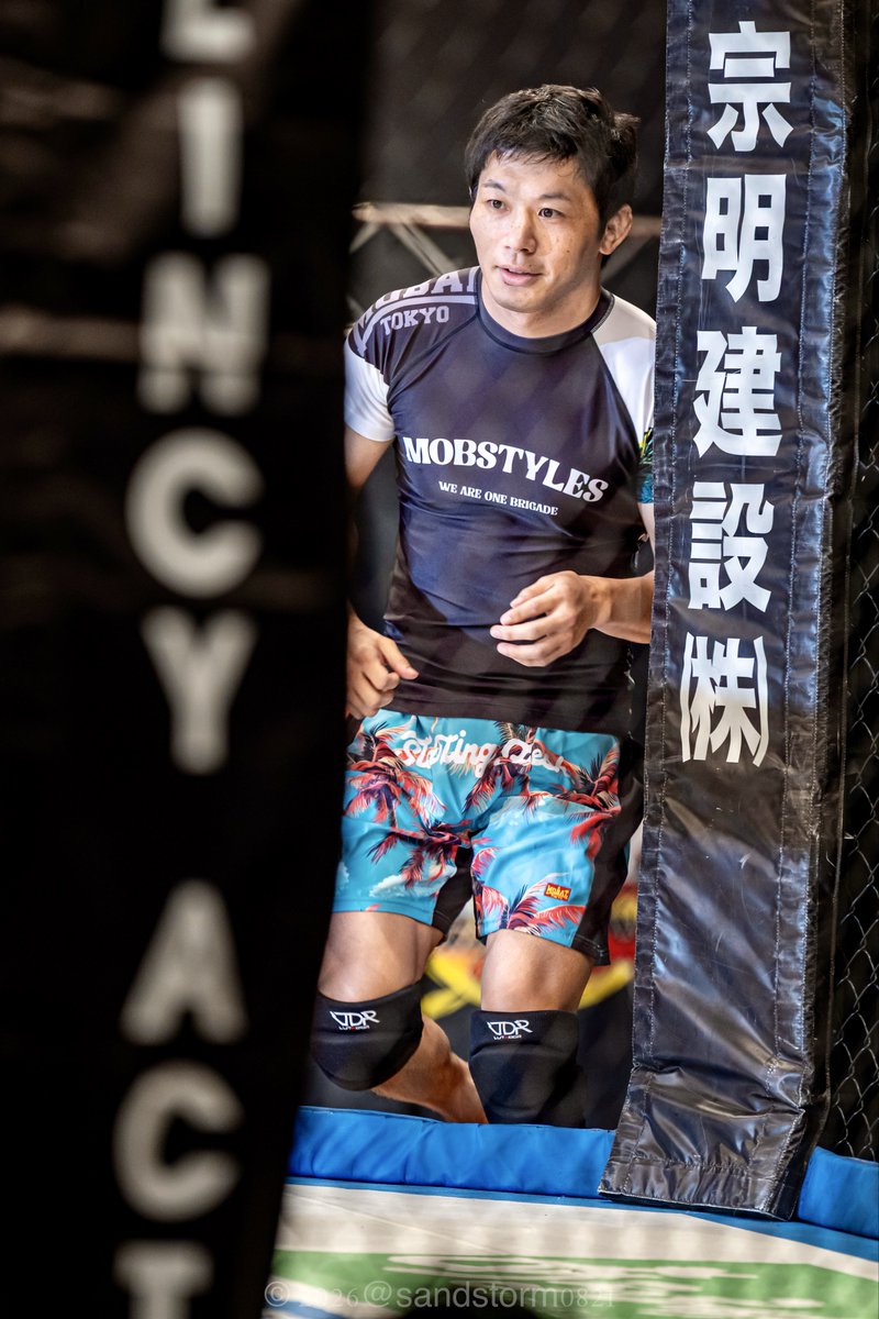 sandstorm0821's tweet photo. #斎藤裕 選手
引退エキシビジョンマッチ
2分3R グラップリングルール
越智晴雄
vs
斎藤裕/石渡伸太郎/上田将勝
#DEEP132 IMPACT
7.5 ニューピアホール https://t.co/04DMsFN5yE