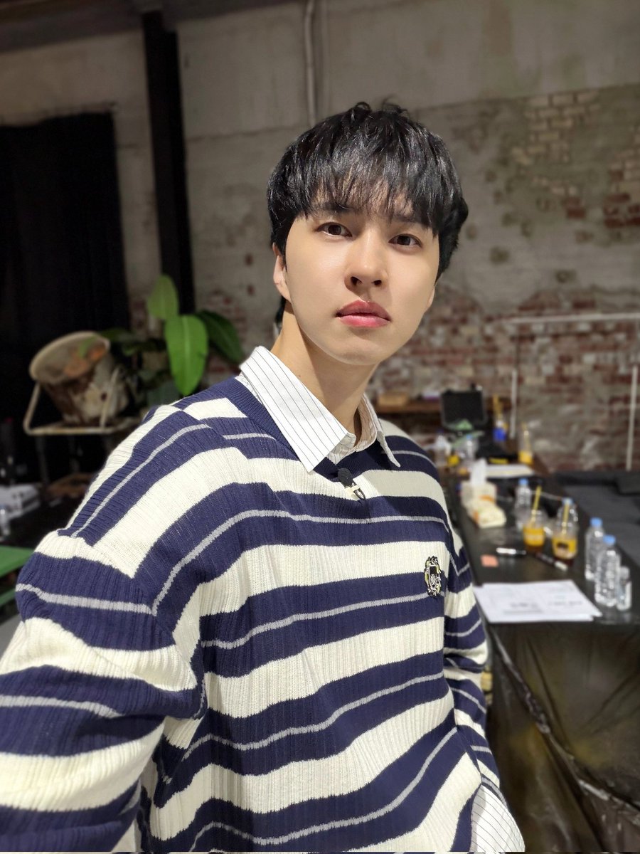 S27M_official's tweet photo. 260706
신빨토크쇼 귀묘한이야기👻

@jaehwany0406 
#켄 #KEN #이재환 #LeeJaeHwan 
#S27M #에스이십칠엠 https://t.co/qfkSSpc423
