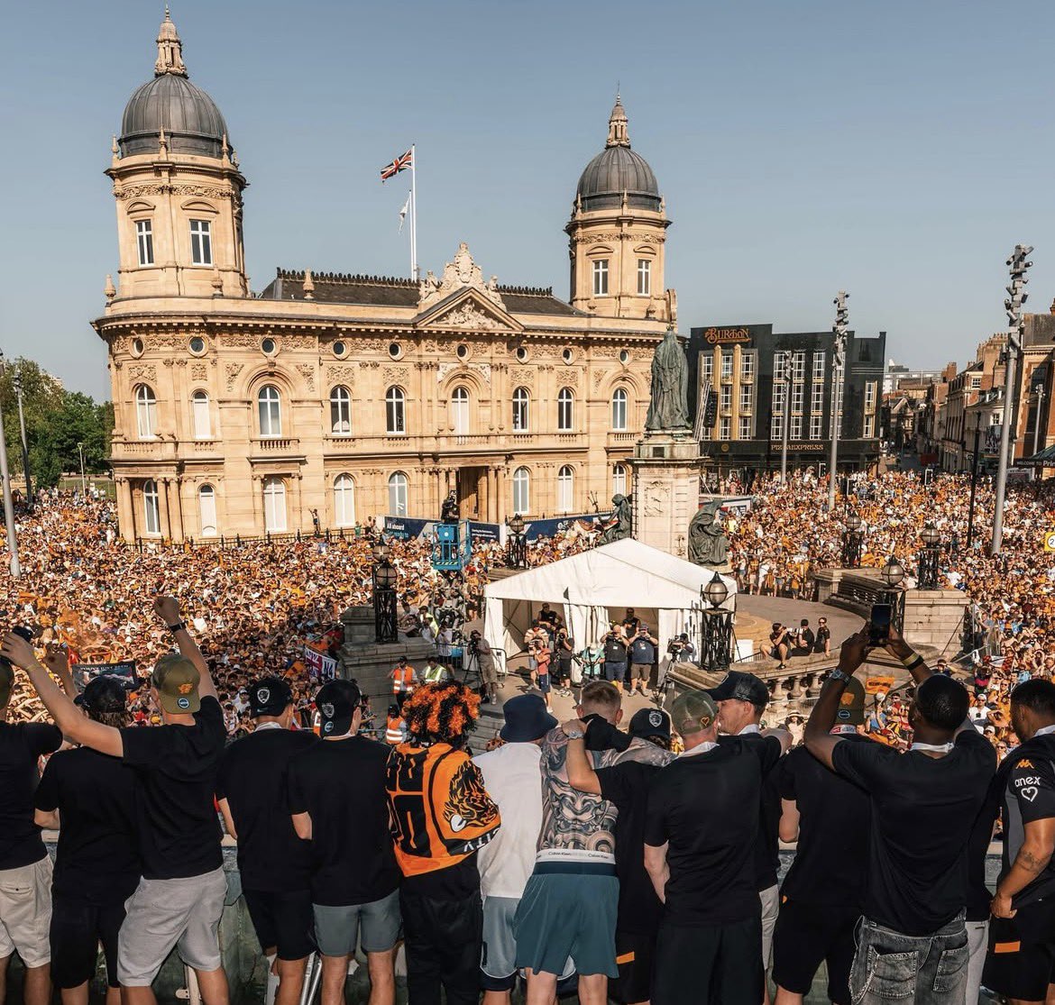 HullCityStats's tweet photo. Doesn’t even compare… 🐅🧡

#HCAFC https://t.co/SLmGWDe2BU