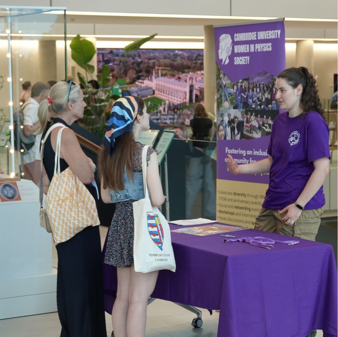 DeptofPhysics's tweet photo. Thinking about studying Physics at Cambridge? Only a few days to go until our Open Days at the Ray Dolby Centre on 9 and 10 July, 1.00 to 4.30 pm. 
Attend sample lectures, meet our current students, and explore the Natural Sciences course. Book your place: https://t.co/G5Gb2uAh8D https://t.co/yvjs93IuV3