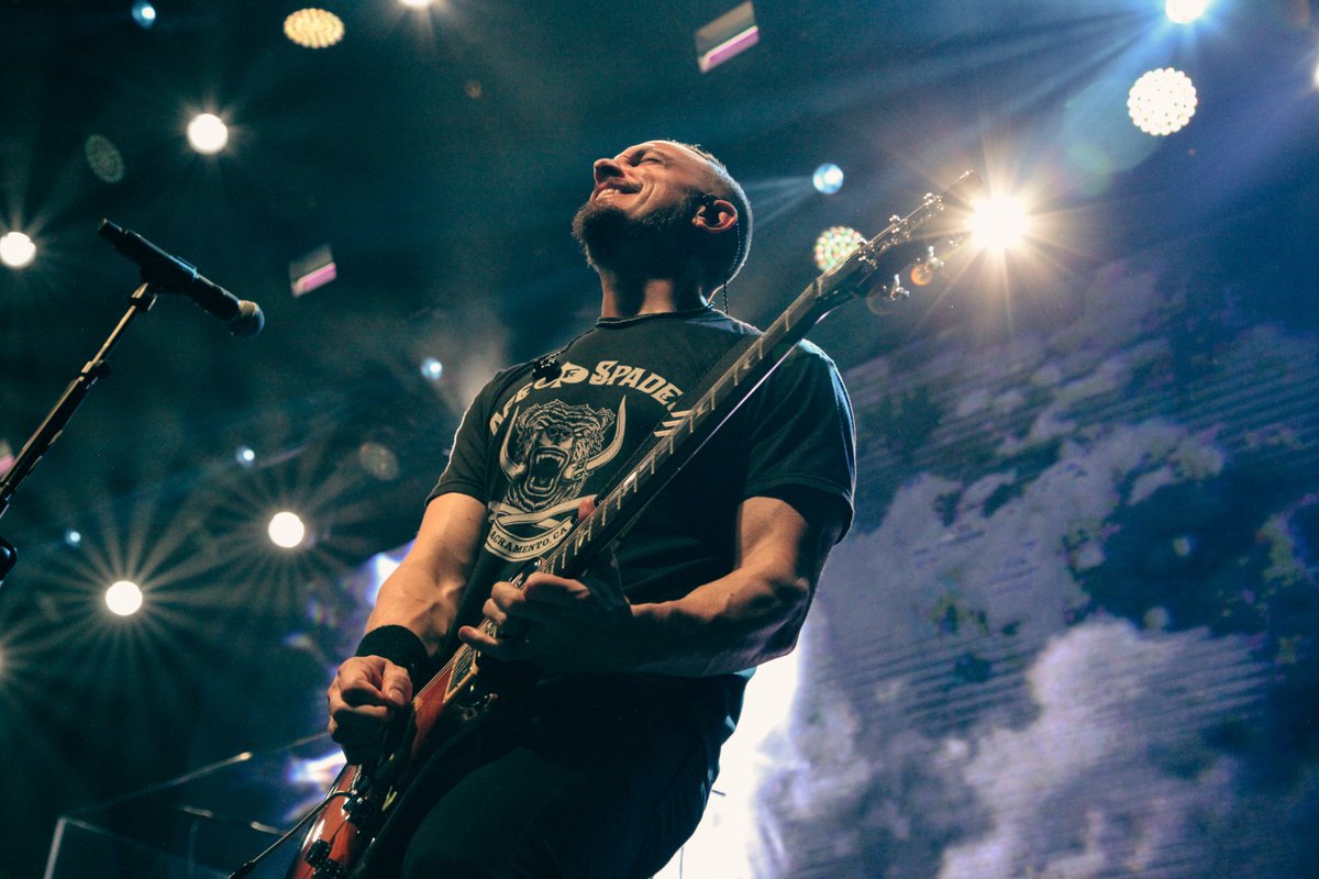 alterbridge's tweet photo. What Lies Within Tour - Tickets, VIP Meet & Greets, Guitar Clinics with Tremonti, Stage played gear from Kennedy: https://t.co/vKZWnhDV75

USA Fall 2026
Nov. 5 - Philadelphia, PA
Nov. 7 - Silver Spring, MD
Nov. 8 - Buffalo, NY
Nov. 10 - Cleveland, OH
Nov. 12 - Milwaukee, WI
Nov. 14 - Prior Lake, MN
Nov. 15 - Kansas City, MO
Nov. 17 - St. Louis, MO
Nov. 19 - Sam Antonio, TX
Nov. 21 - Maricopa, AZ
Nov. 22 - Anaheim, CA
Nov. 24 - Portland, OR
Nov. 25 - Seattle, WA
Nov. 27 - Spokane, WA
Nov. 29 - Salt Lake City, UT
Nov. 30 - Denver, CO
Dec. 3 - Wheatland, CA
Dec. 5 - Reno, NV

Photo: Richard Booth