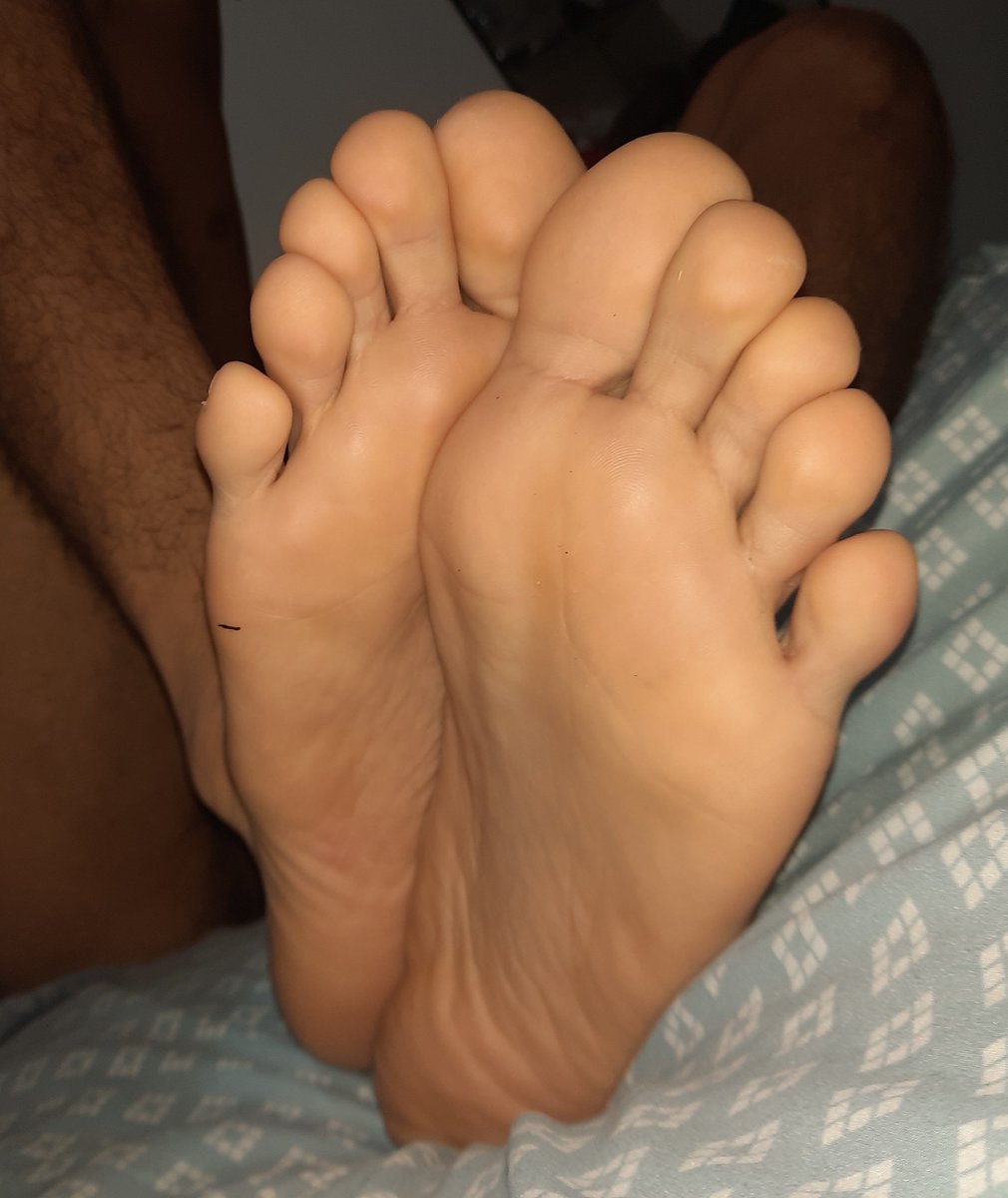 azzacasst's tweet photo. Quie me los va a chupar?😈 https://t.co/zs9cLdxOCA