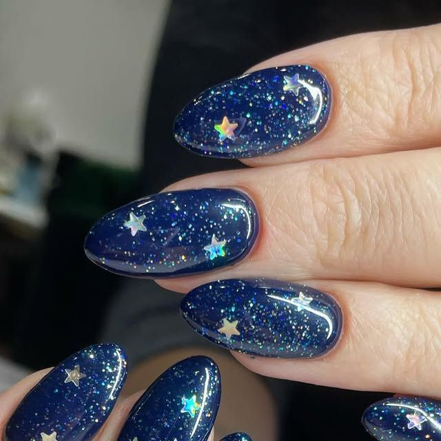 archivedlooks's tweet photo. Midnight sky nails https://t.co/0QnWOk8jkz