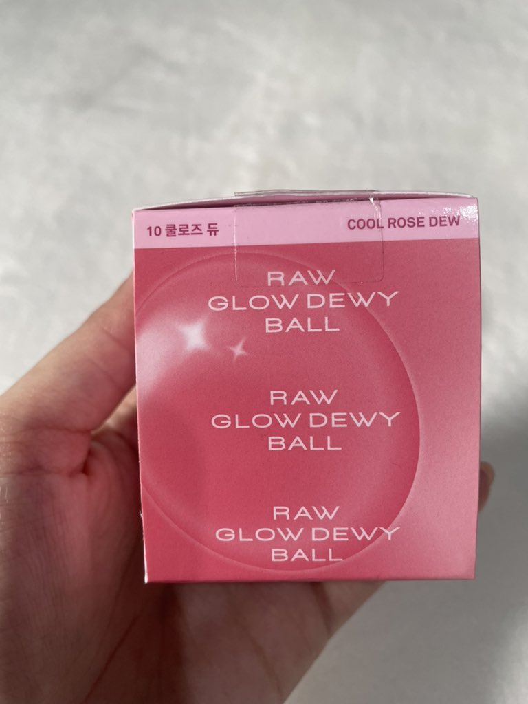 sckabbb's tweet photo. ส่งต่อ ลิป hince dewy ball (lip&amp;cheek) 
เบอร์ 10 สี Cool Rose Dew 
250฿ ส่งฟรี
(แกะออกมาลองสี 1 ครั้ง ใช้แปรงจุ่ม) 
#ส่งต่อเครื่องสำอางค์ #เครื่องสำอางค์ #ส่งต่อเครื่องสำอางค์มือสอง #ส่งต่อลิปสติก https://t.co/0uS9WJZjnS