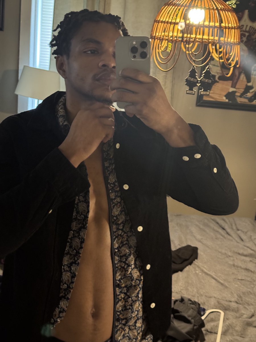 JayMoneyHung's tweet photo. Clothes On Or Off🙈 https://t.co/YEkgAPpPr6 https://t.co/sulPmjG3QX