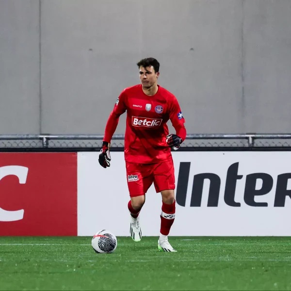 🎂🎂𝐉𝐎𝐘𝐄𝐔𝐗 𝐀𝐍𝐍𝐈𝐕𝐄𝐑𝐒𝐀𝐈𝐑𝐄🎂🎂

Alex Dominguez 🇪🇸 (28 ans)

👕4 matchs TCC ave...